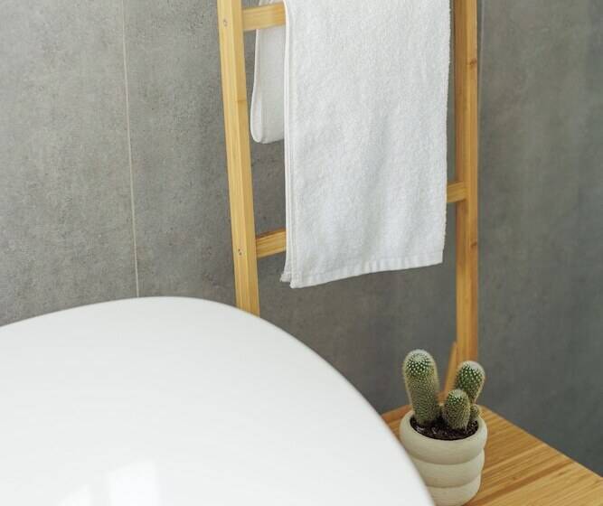 The Urbanist Inner City Residences