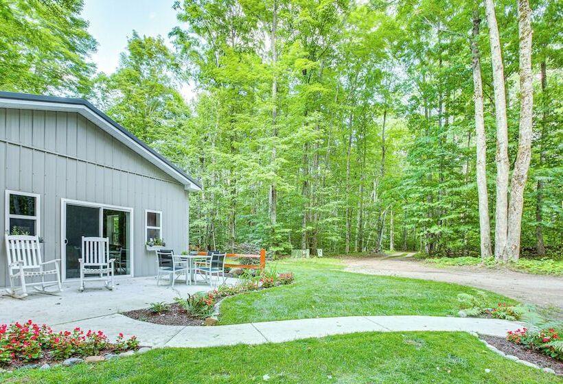 Traverse City Home: Grill, Fire Pit + More!