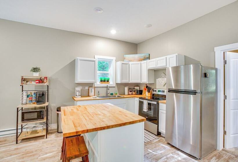 Traverse City Home: Grill, Fire Pit + More!