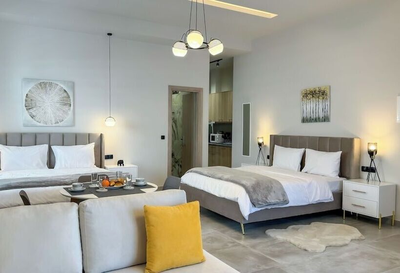 Tsikaris Boutique Guesthouse