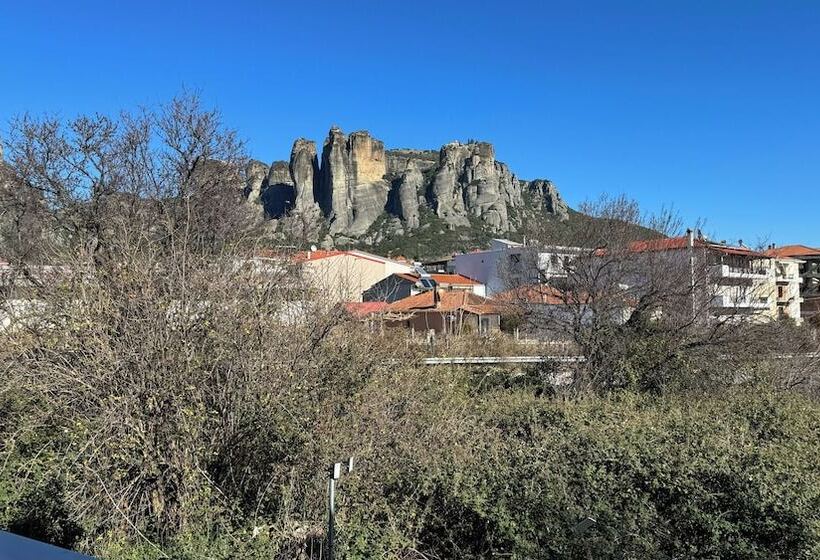 Tsikaris Boutique Guesthouse