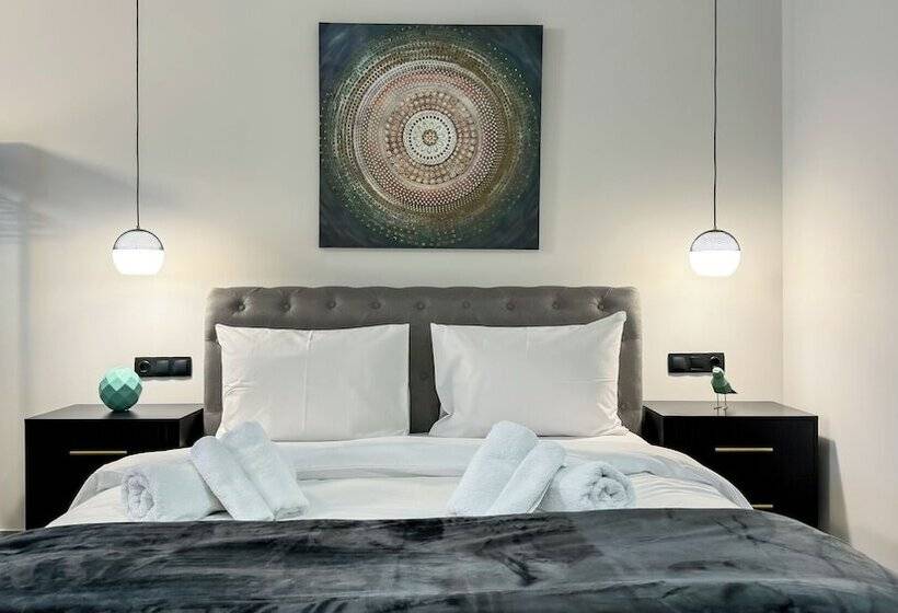 Tsikaris Boutique Guesthouse