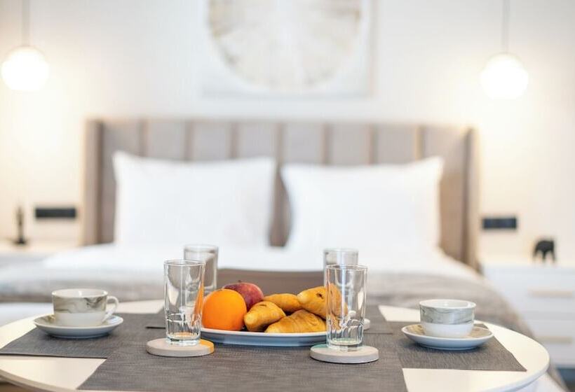 Tsikaris Boutique Guesthouse