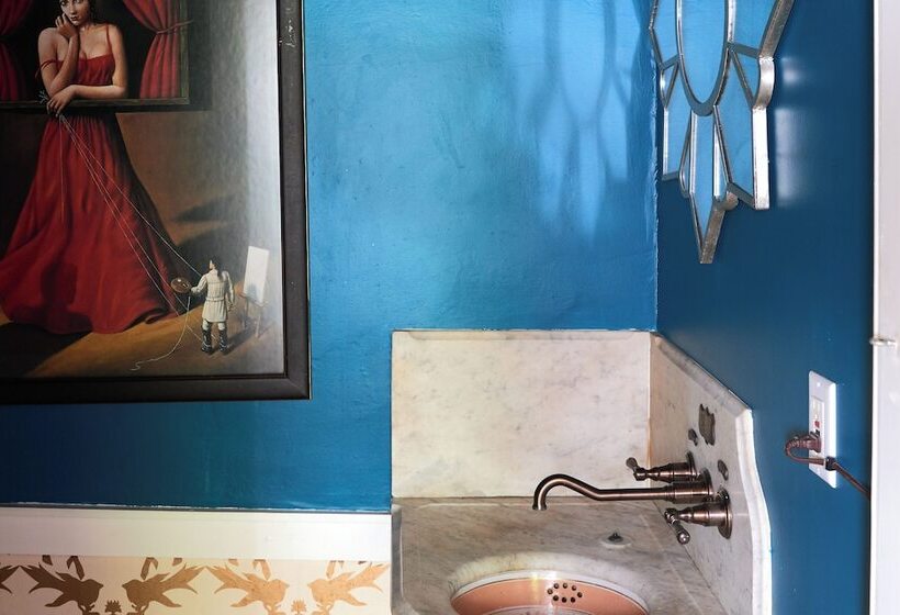 Ulster County Farmhouse Near Waterfalls & Winery!