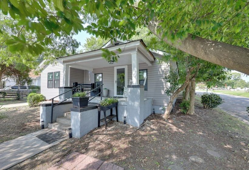 Walkable Greenville Home Near Dtwn