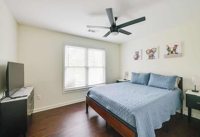 Dock + Fire Pit: Waterfront Lake Martin Retreat!