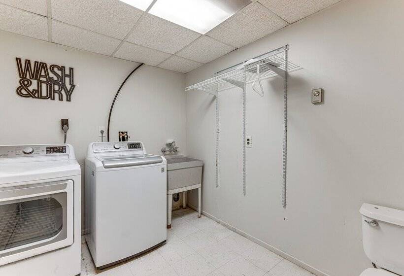 Waterfront Southold Retreat < 3 Mi To Wineries!