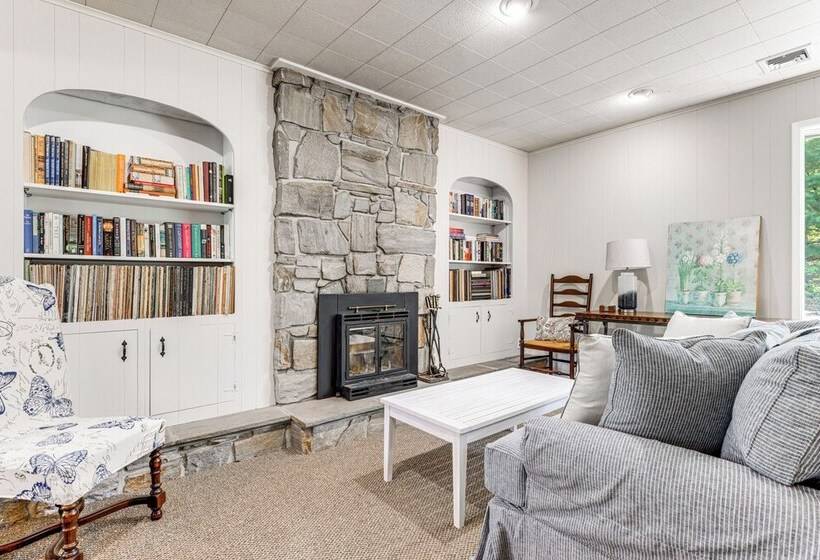 Waterfront Southold Retreat < 3 Mi To Wineries!