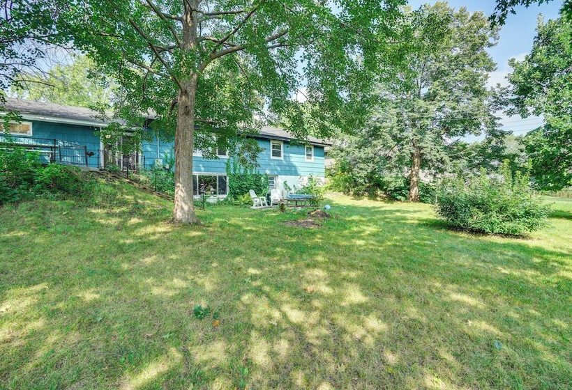 Welcoming Cottage Grove Home W/ Yard