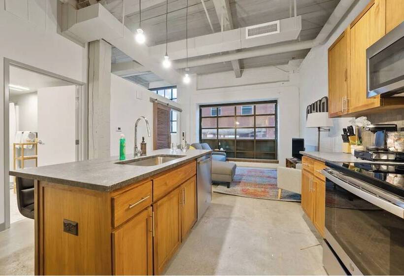 2125 Superior Living