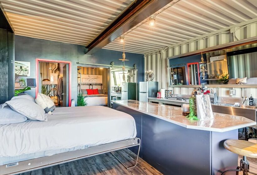 Fallbrook Airplane Home W/ Fire Pit & Mtn Views!