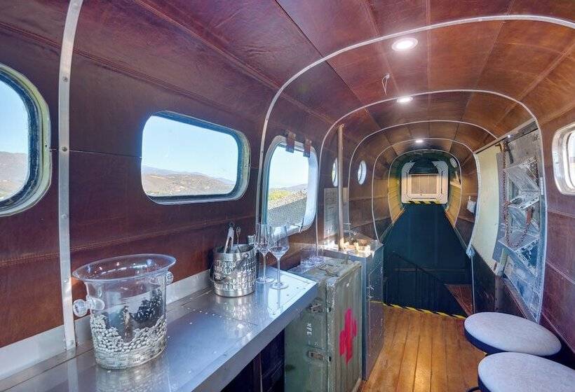 Fallbrook Airplane Home W/ Fire Pit & Mtn Views!