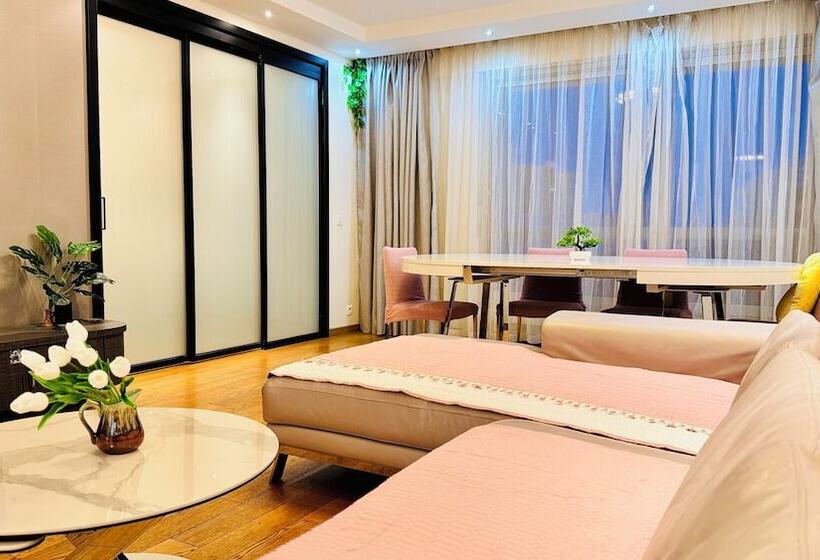 הוסטל La Défense Arena3km&stade Yves Du Manoir