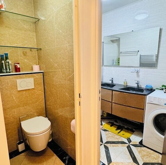 הוסטל La Défense Arena3km&stade Yves Du Manoir