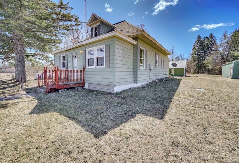 All Season Seney Home W/ Private Yard & Fire Pit!