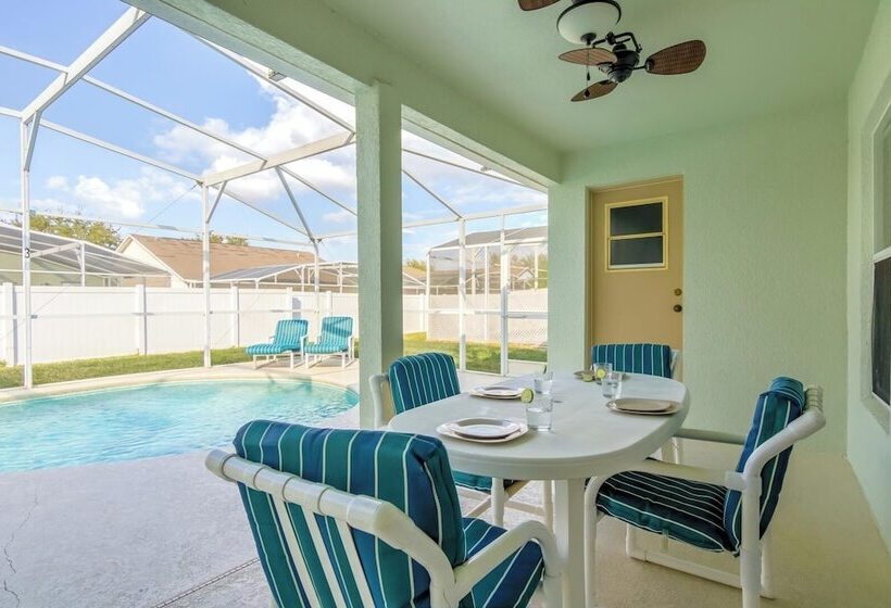 Amanda S Cozy Clear Creek Vacation Home