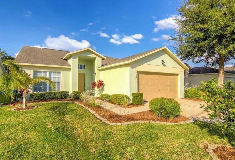 Amanda S Cozy Clear Creek Vacation Home