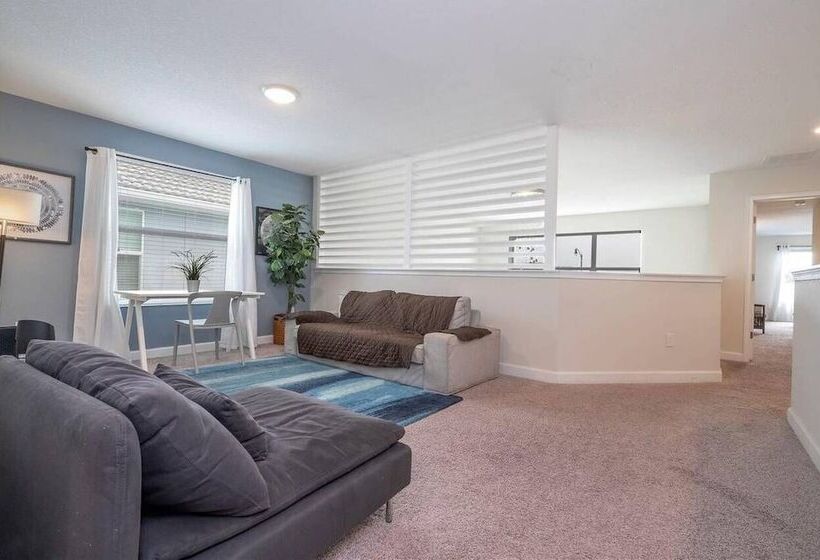 Amazing Home At Storey Lake 2 Minutes To Clubhouse