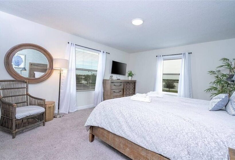 Amazing Home At Storey Lake 2 Minutes To Clubhouse