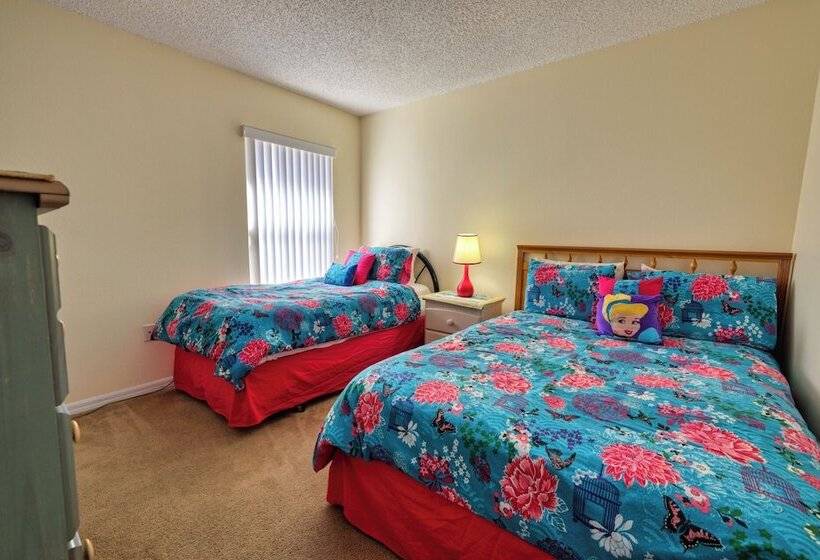 Arler House   Amazing 4 Bed 3 Bath   Private Pool