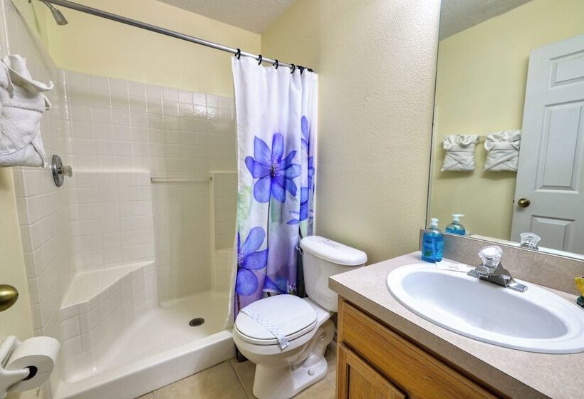 Arler House   Amazing 4 Bed 3 Bath   Private Pool