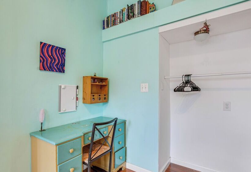 Walk To Highland Park: Artsy Pittsburgh Retreat!