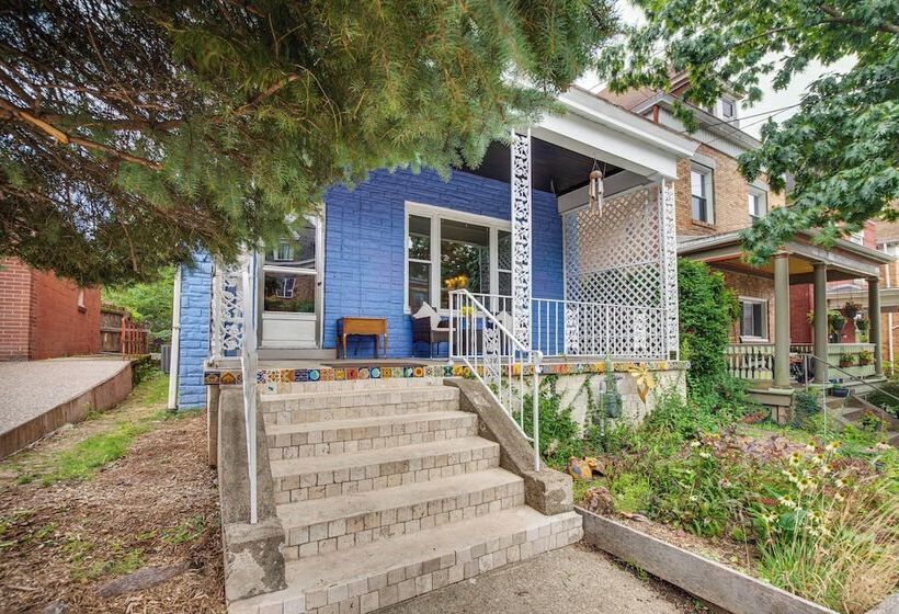 Walk To Highland Park: Artsy Pittsburgh Retreat!