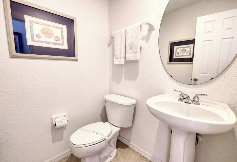 Backyard Fun At Highlands Reserve