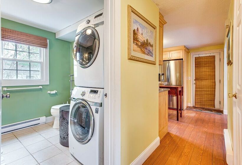 Beautiful Mousam River Retreat: Hot Tub & Kayaks!