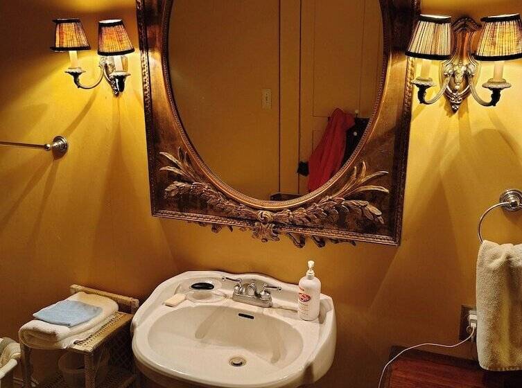 住宿加早餐  Lafleur Guest House