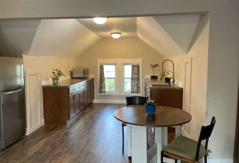 צימר Relax Inn The Grove