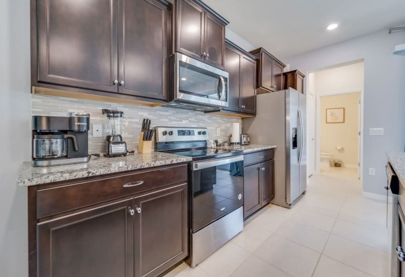 Best Windsor Island House