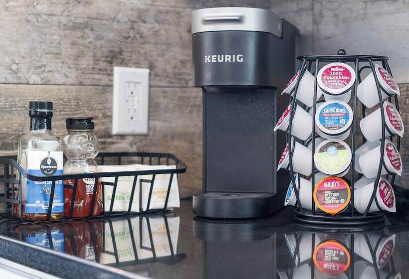 Birchwood By Avantstay Game Room + Lake Access