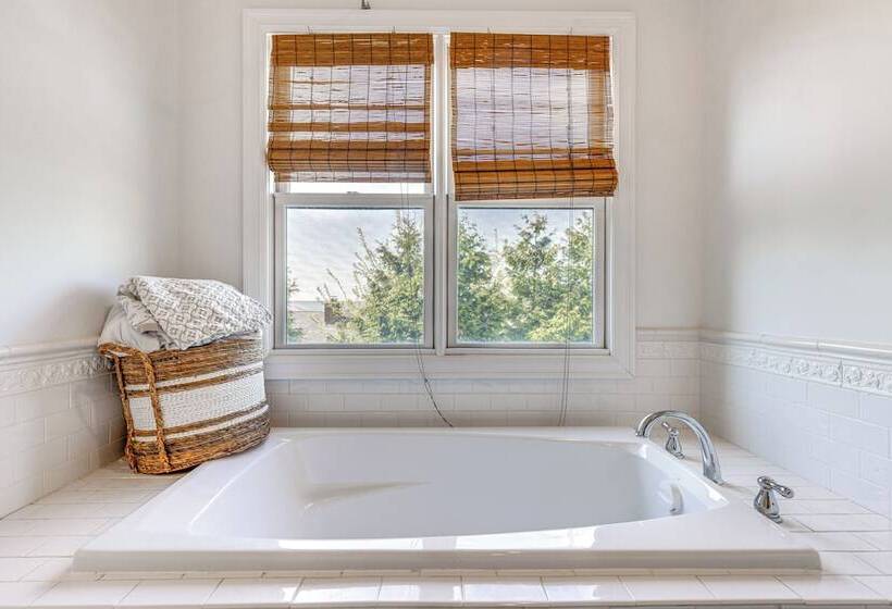 Boho Beach Hideaway W/ Pool, Fire Pit & Grill!