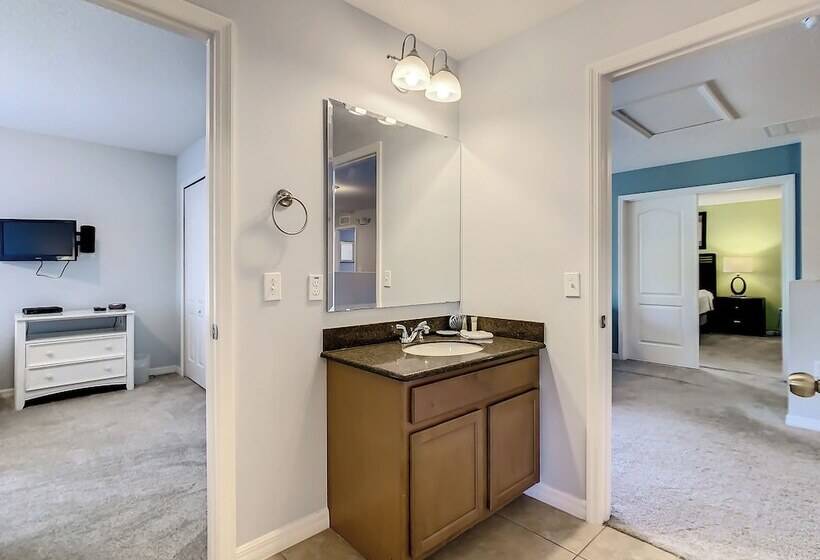 Calabria Villa Near Disney   Pool   Game Room