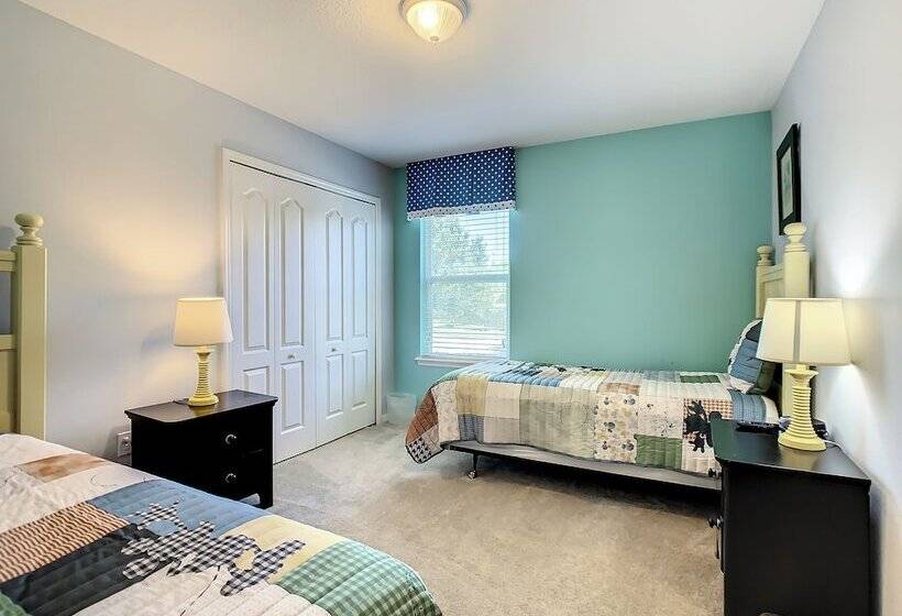 Calabria Villa Near Disney   Pool   Game Room