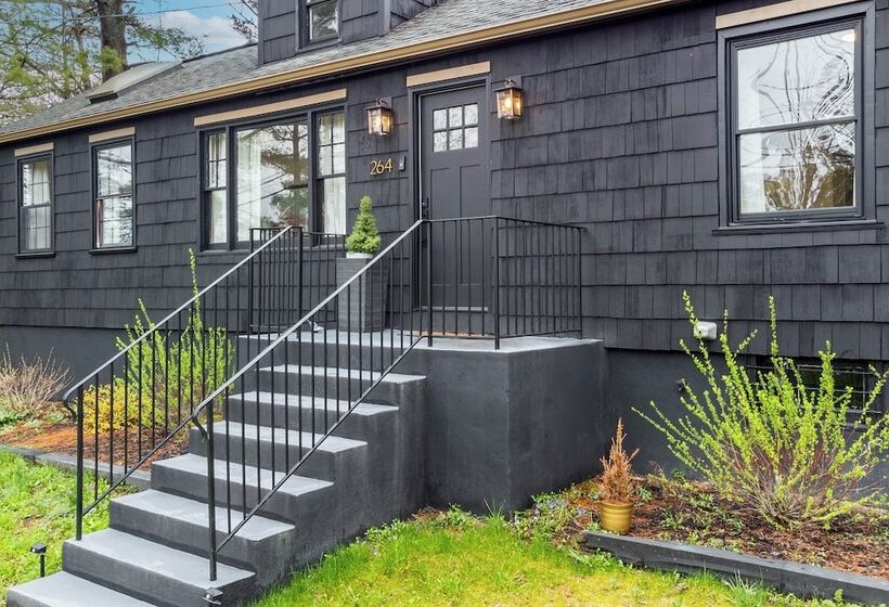 Charcoal Chalet By Avantstay A+ Design W/ Firepit