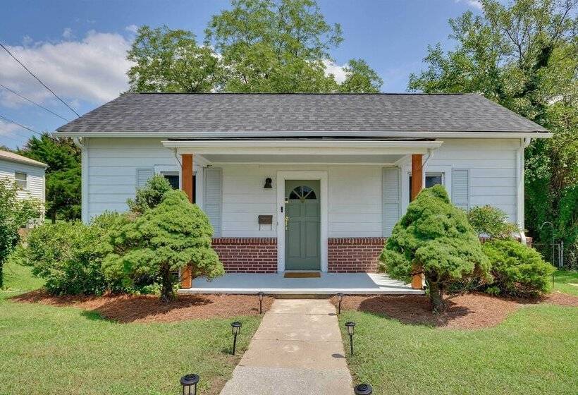 Charming Danville Home: 1/2 Mi To Caesars Virginia