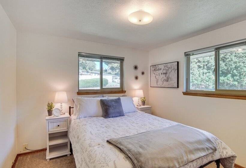 Charming Ellensburg Home W/ Patio < 1 Mi To Cwu!