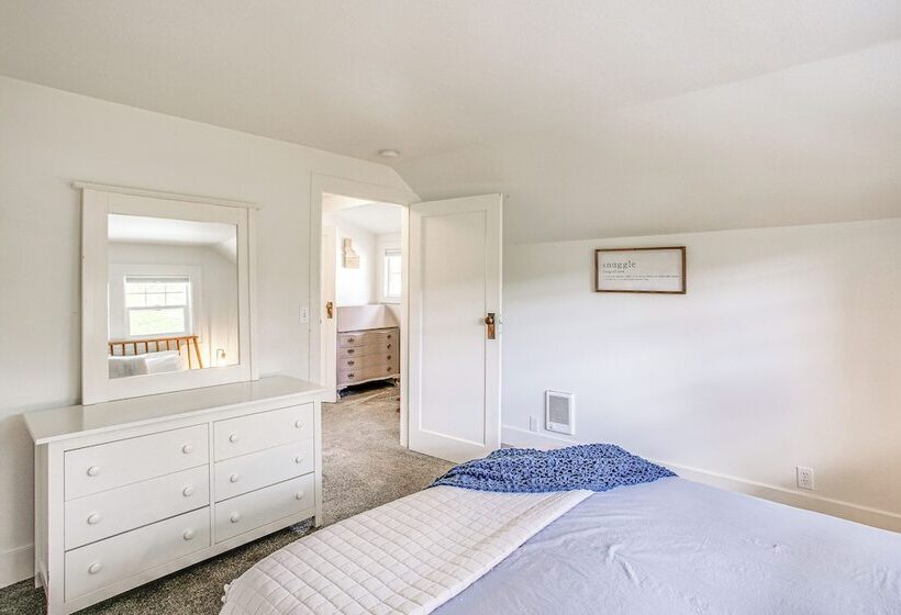 Chic Coeur D Alene Home W/ Patio, 1 Mi To Downtown