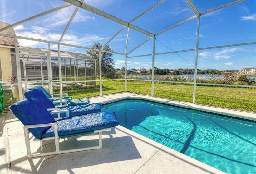 Clifford S Pinewood Estates Vacation Home