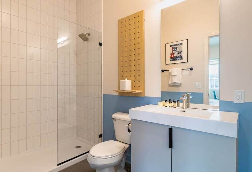 Conway Full B Buyout By Avantstay Sleeps 30