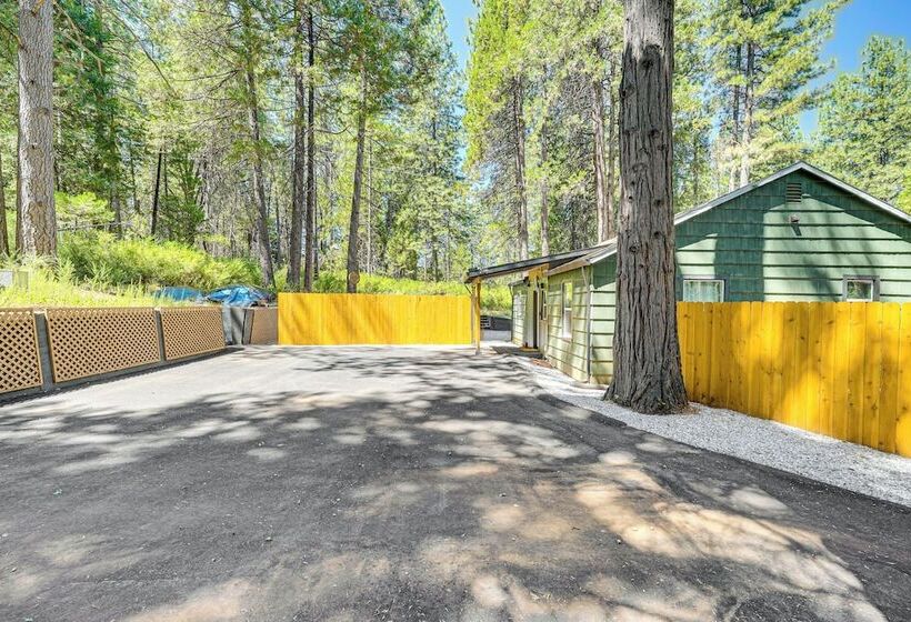 Walk To Winery: Cozy Cabin W/ Fire Pit In Murphys