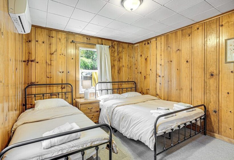 Walk To Winery: Cozy Cabin W/ Fire Pit In Murphys