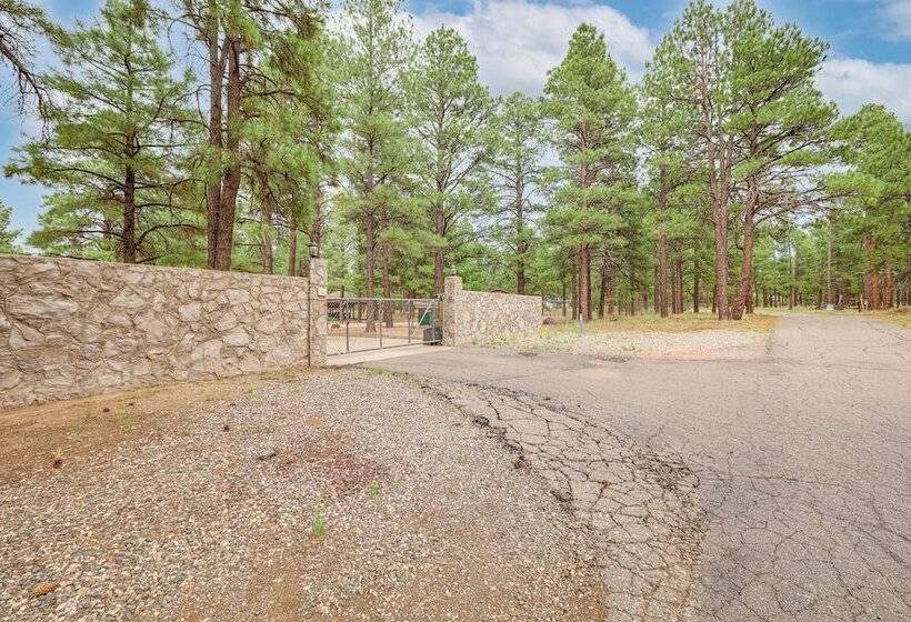 Deluxe Flagstaff Abode W/ Game Room & Outdoor Fun!