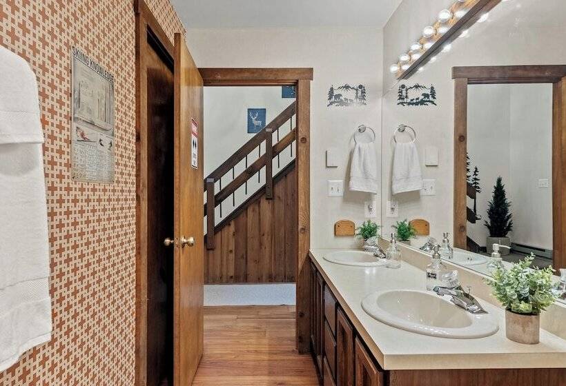 Doe S Delight By Avantstay Peaceful Lake Retreat