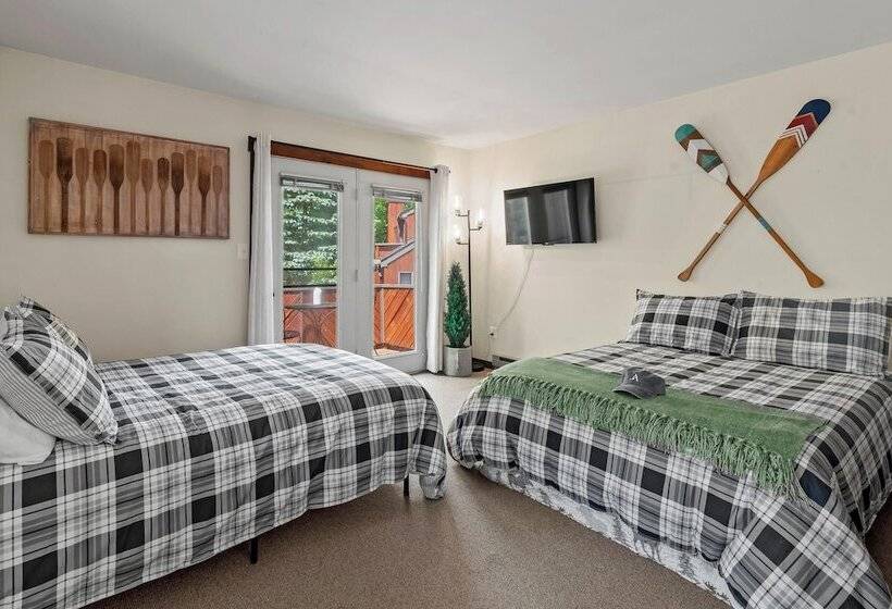 Doe S Delight By Avantstay Peaceful Lake Retreat