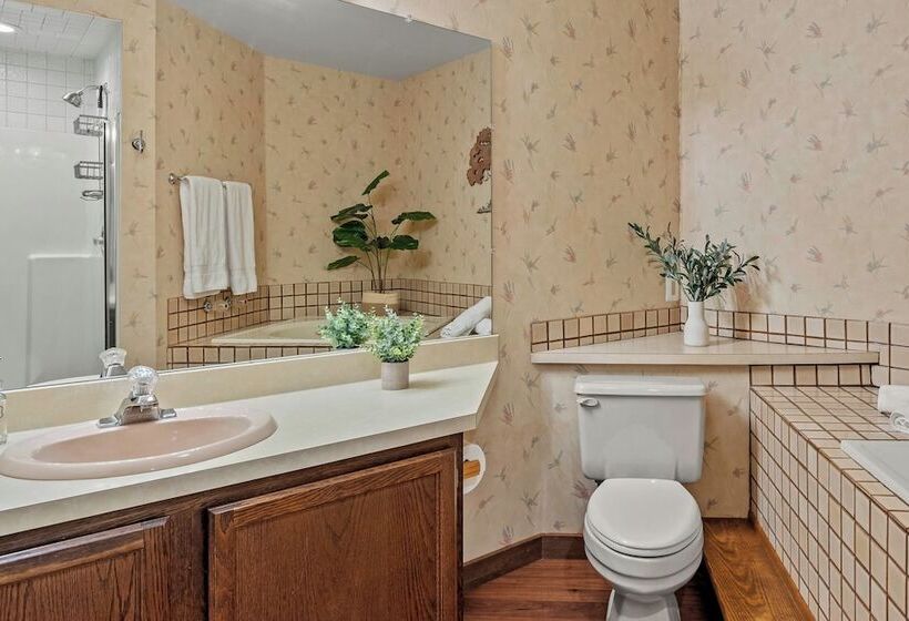 Doe S Delight By Avantstay Peaceful Lake Retreat