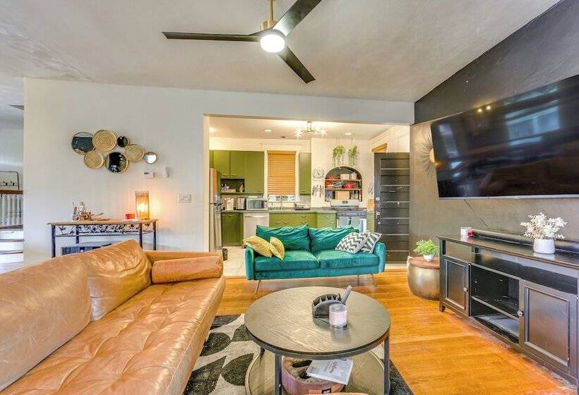 Dog Friendly Pittsburgh Home, 3 Mi To Downtown!