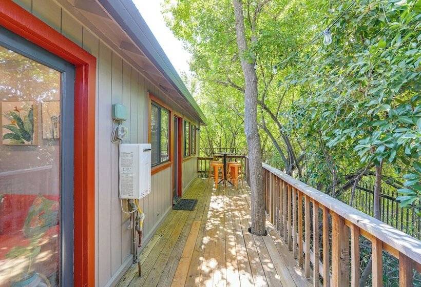 Downtown Fair Oaks Home ~ 15 Mi To Sacramento!